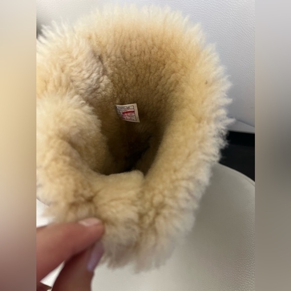 Bailey Bow Uggs size 3 girls chestnut - Picture 5 of 12